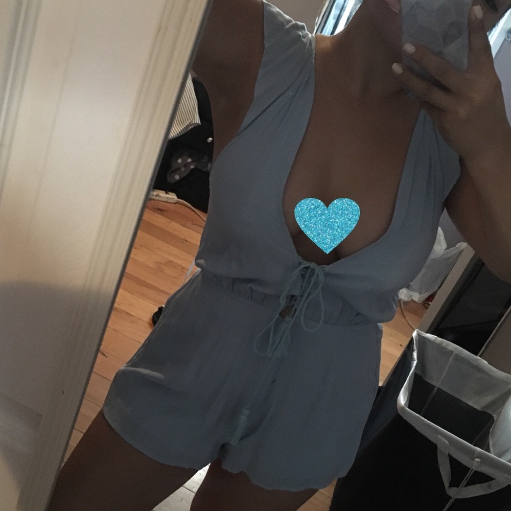 Romper - Picture 3 of 4